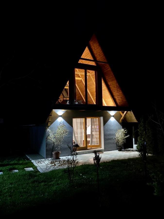Petrovaradin Chalet Novi Sad Exteriör bild